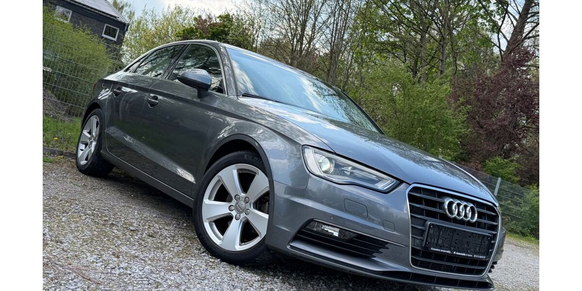 Audi A3 82.000 km 15.900 &euro; Hamm 59077