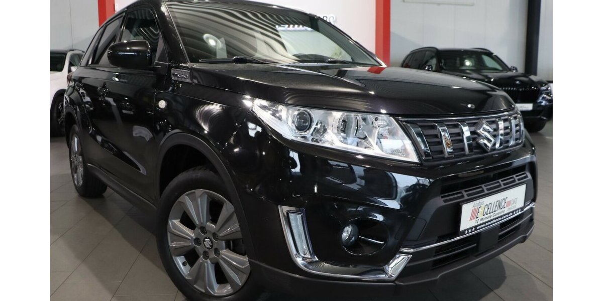 Suzuki Vitara 1.0 CLUB / NAVI+KAMERA, KLIMAAUTOMATIK 62.000 km 12.991 &euro; Hamm 59077