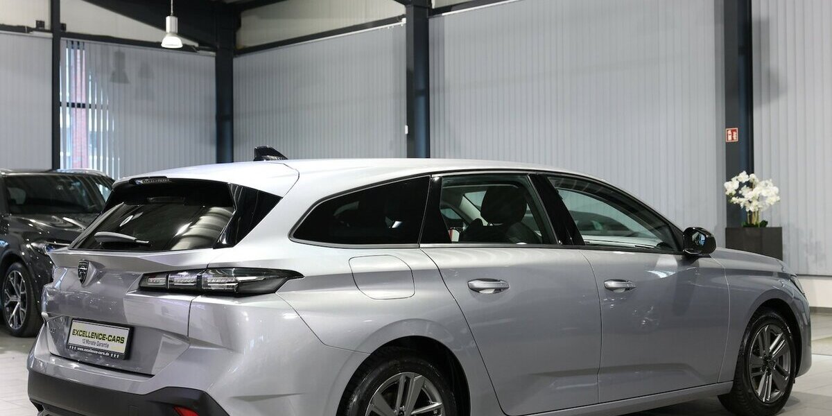 Peugeot 308 SW 130 BLUE-HDI ACTIVE PACK / I-COCKPIT, LED 130.000 km 15.555 &euro; Hamm 59077