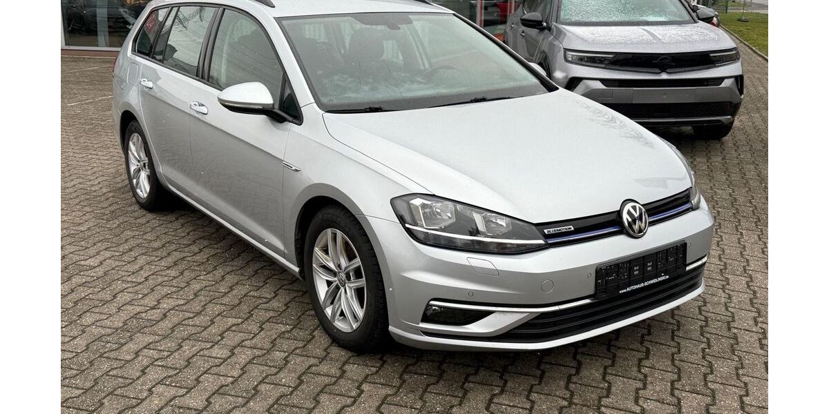 VW Golf 128.000 km 12.990 &euro; Witten 58456