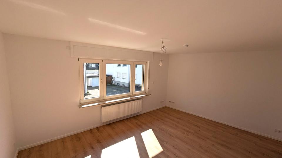 Etagenwohnung Menden (Sauerland) Berkenhofskamp - 4 Zimmer, 85 m&sup2;, 800&euro; | Angebot:25920037