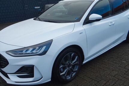 Ford Focus 44.058 km 17.990 &euro; Werl 59457