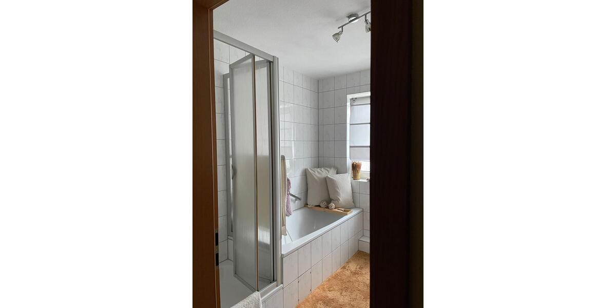 Etagenwohnung Castrop-Rauxel Deinighausen - 2 Zimmer, 72 m&sup2;, 190.000&euro; | Angebot:25991137