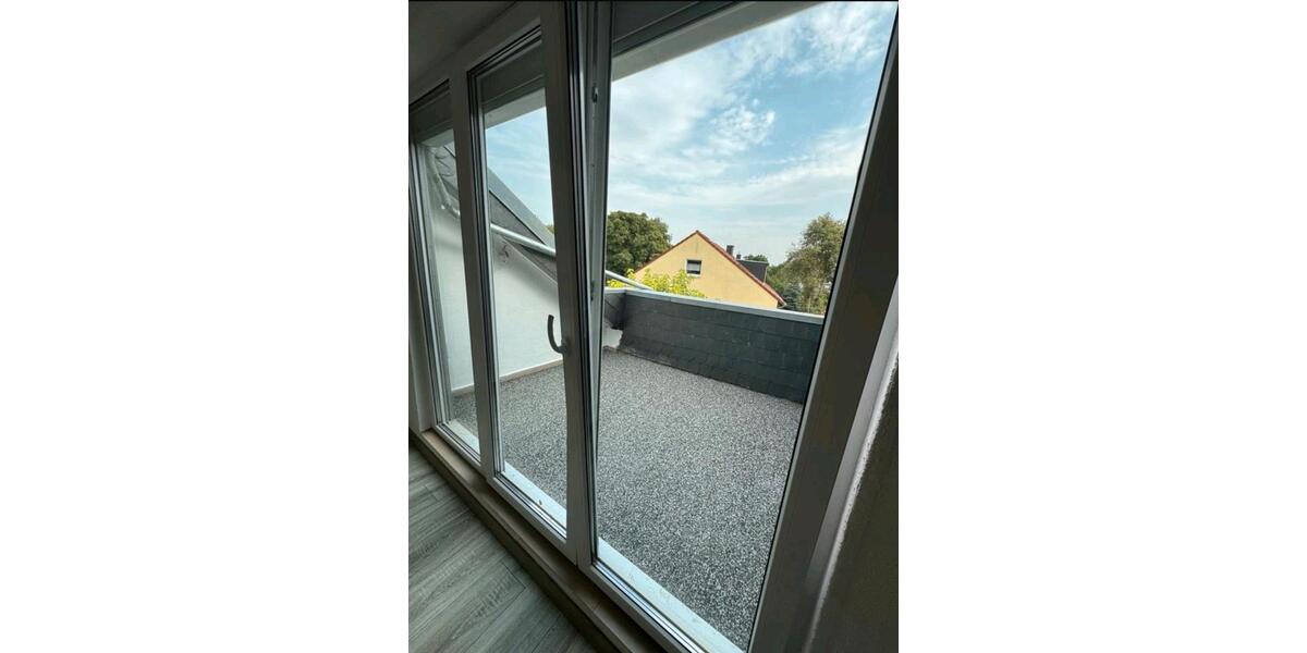 Dachgeschoßwohnung Dortmund Brackel - 3.5 Zimmer, 86 m&sup2;, 1.200&euro; | Angebot:26585313