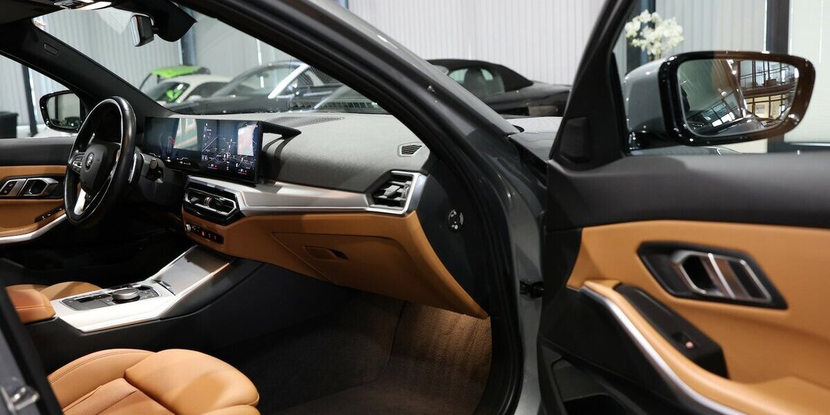 BMW 318d A Touring BUSINESS FACE-LIFT GREY & BROWN 109.000 km 26.333 &euro; Hamm 59077