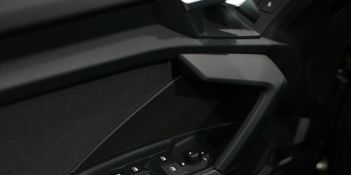 Audi A3 LIMOUSINE 35 TFSI BUSINESS BLACK LED,ACC+LANE 16.000 km 25.333 &euro; Hamm 59077