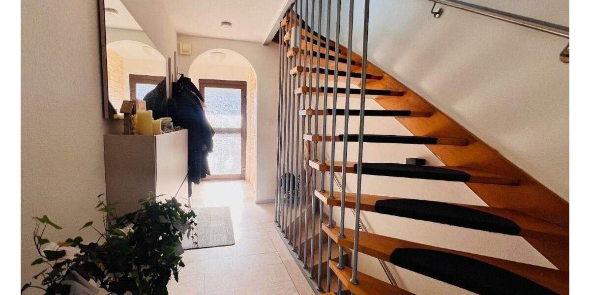 Reihenmittelhaus Werl Niederbergstraße - 3 Zimmer, 90 m&sup2;, 149.000&euro; | Angebot:25729341