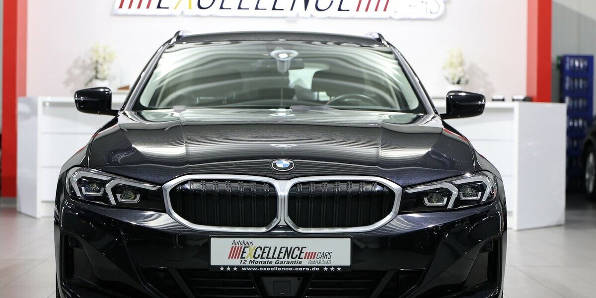 BMW 318d Touring SPORT FACE-LIFT CURVED+NAVI+KAMERA 69.000 km 25.993 &euro; Hamm 59077