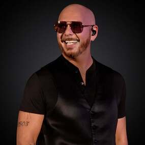 Pitbull - I'm Back! I  Ticket + Hotel 16.11.2026 Travel-Packages
