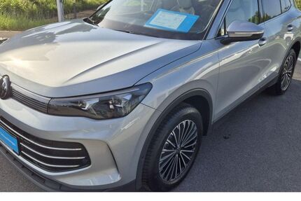VW Tiguan 8.000 km 45.960 &euro; Hamm 59065