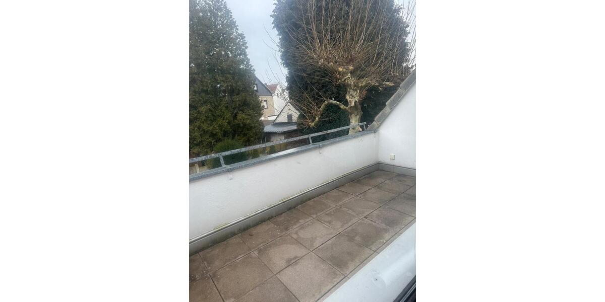 Etagenwohnung Dortmund Mengede - 3 Zimmer, 90 m&sup2;, 1.300&euro; | Angebot:25280119