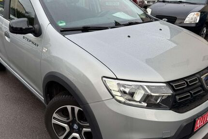Dacia Sandero 23.000 km 12.499 &euro; Dortmund 44388
