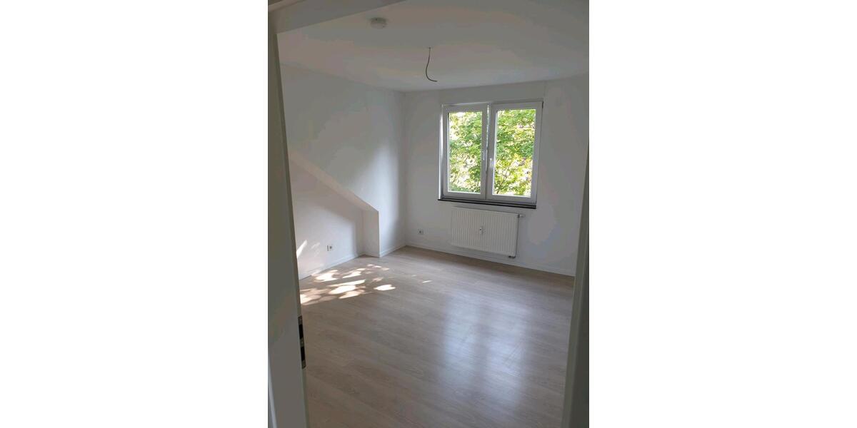 Dachgeschoßwohnung Ahlen Dolberg - 3 Zimmer, 74 m&sup2;, 690&euro; | Angebot:25635889