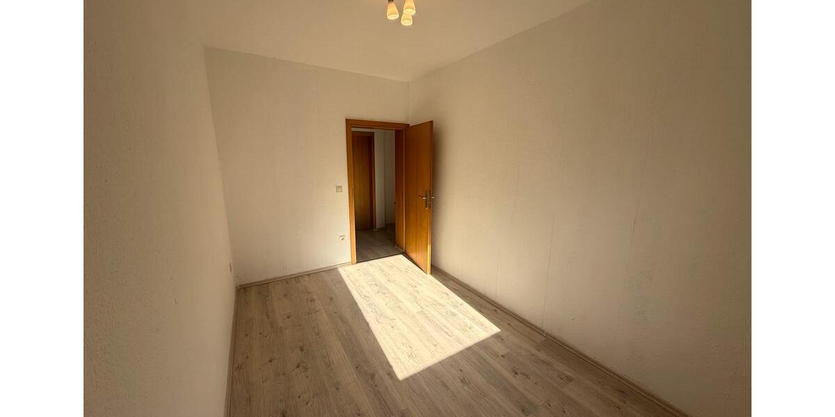 Erdgeschoßwohnung Werne - 5 Zimmer, 10 m&sup2;, 400&euro; | Angebot:25364948