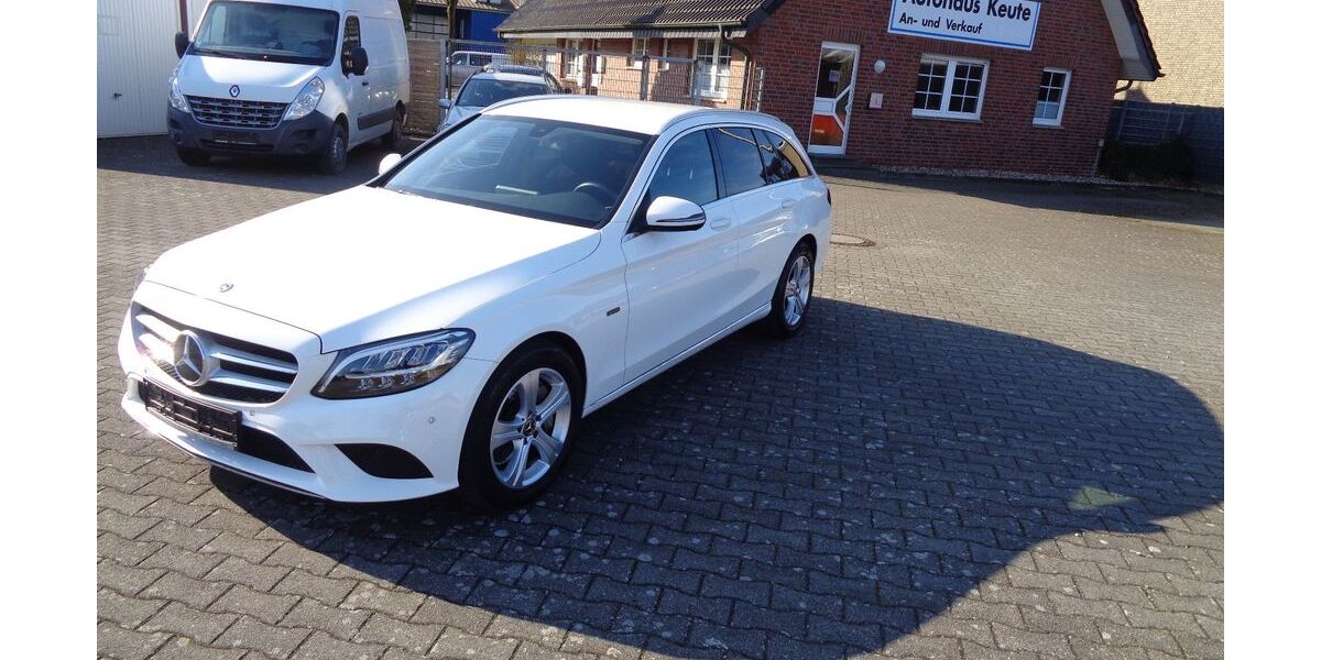 Mercedes-Benz C 300 74.608 km 22.400 &euro; Senden 48308