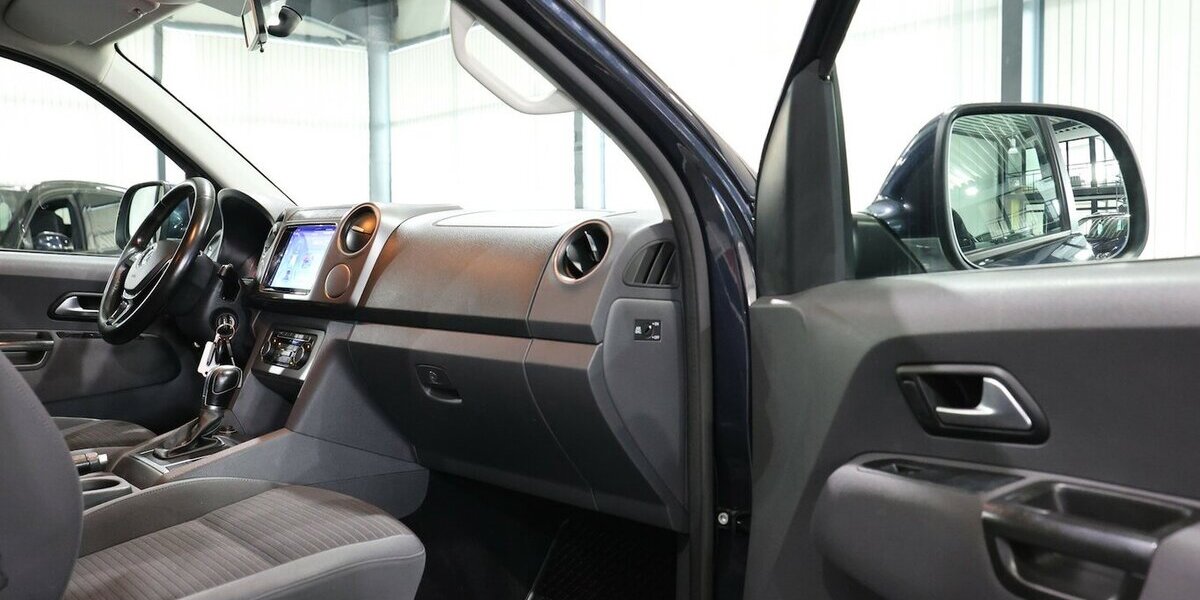 VW Amarok 2.0 TDI DSG HIGHLINE DC 4M / XENON, AHK 177.000 km 19.999 &euro; Hamm 59077