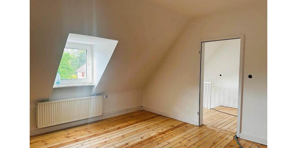 Maisonettenwohnung Hamm Braam-Ostwennemar - 4 Zimmer, 166 m&sup2;, 1.450&euro; | Angebot:26613569