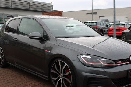 VW Golf 174.820 km 18.870 &euro; Lünen 44536