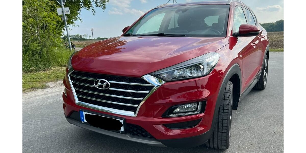 Hyundai TUCSON 83.500 km 18.900 &euro; Ahlen 59227