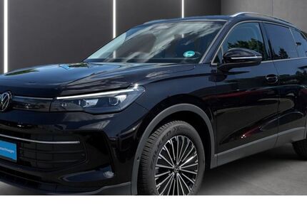 VW Tiguan 25.277 km 33.890 &euro; Werl 59457