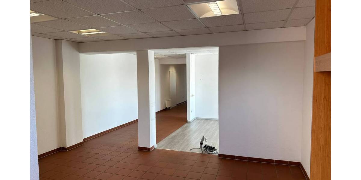 Gewerbeobjekt Unna Massen - 6 Zimmer, 200 m&sup2;, 1.800&euro; | Angebot:25768499
