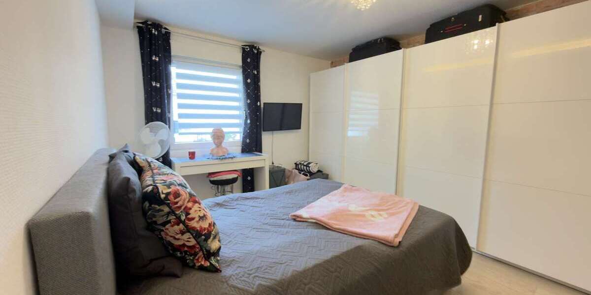 Modernisiertes Reihenhaus mit Wellnessbad, Gäste-WC, Keller & 248 m² Grundstück - Reihenmittelhaus Bönen | Angebot:26613170