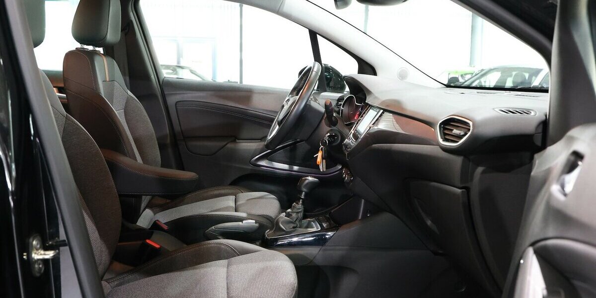 Opel Crossland T ELEGANCE / LED, LEDER, NAVI+KAMERA 27.000 km 15.991 &euro; Hamm 59077