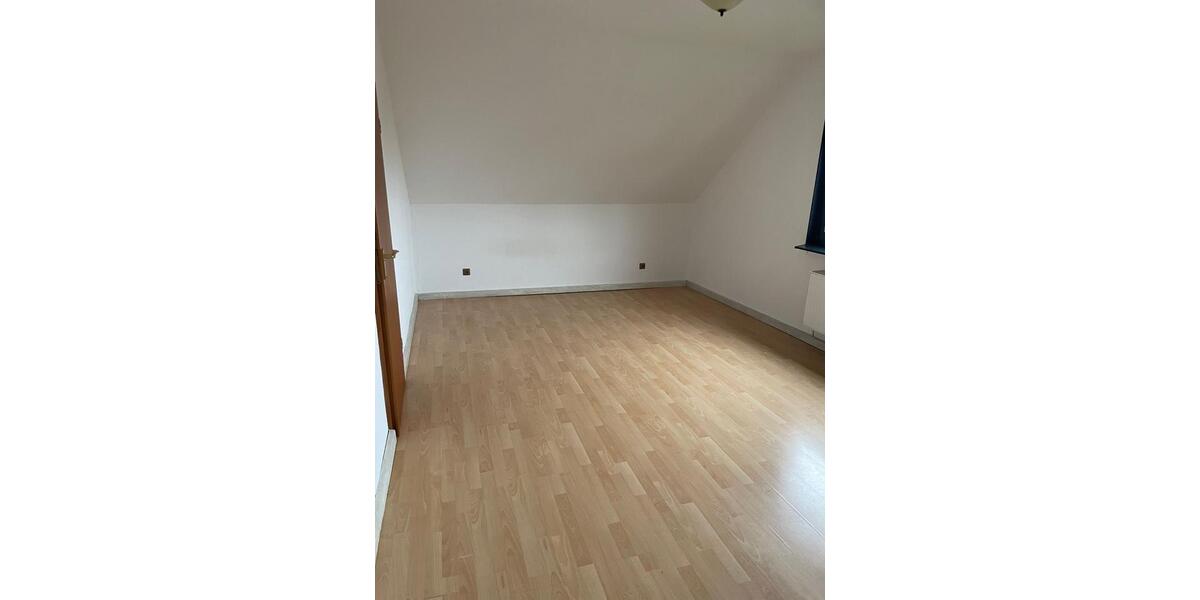 Dachgeschoßwohnung Hemer - 2 Zimmer, 70 m&sup2;, 620&euro; | Angebot:25484214