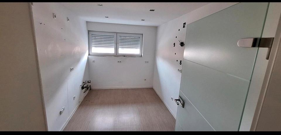 Etagenwohnung Ahlen - 2 Zimmer, 65 m&sup2;, 700&euro; | Angebot:25606607