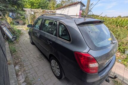 Skoda Fabia 201.862 km 1.800 &euro; Dortmund 44359