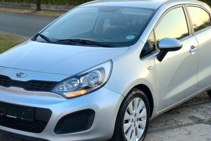 Kia Rio 195.000 km 3.400 &euro; Ahlen 59229