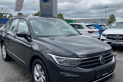 VW Tiguan 101.790 km 23.700 &euro; Werl 59457