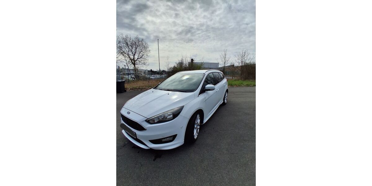 Ford Focus 118.000 km 9.600 &euro; Hamm 59071
