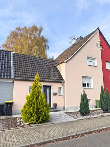 RAUM FÜR FAMILIE, RUHE UND ZUKUNFT - Reihenmittelhaus Kamen | Angebot:27316122