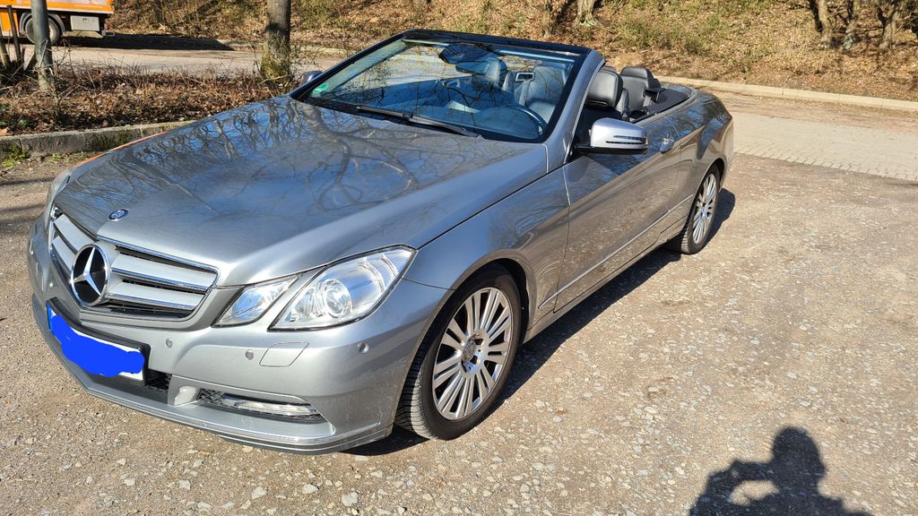 Mercedes-Benz 220 215.000 km 13.500 &euro; Witten 58453