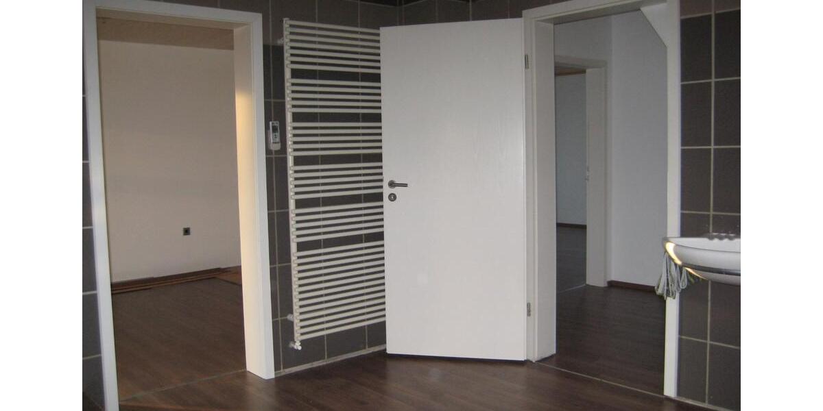 Mehrfamilienhaus, Wohnhaus Unna - 6 Zimmer, 218 m&sup2;, 420.000&euro; | Angebot:27147046