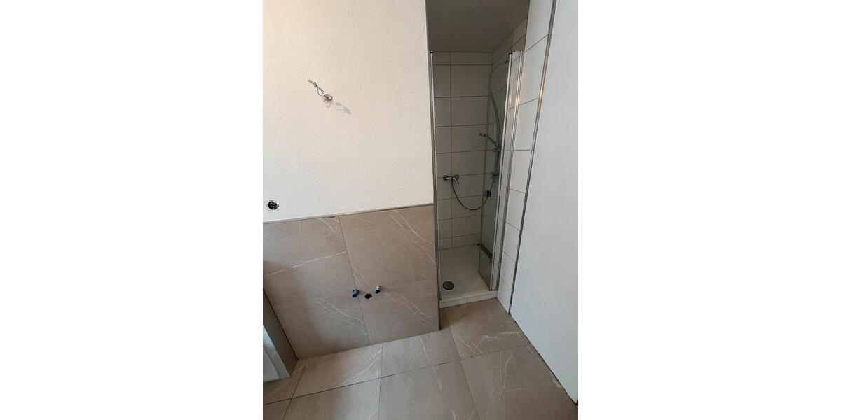 Hochparterre Iserlohn Sümmern - 2 Zimmer, 80 m&sup2;, 1.050&euro; | Angebot:25857297
