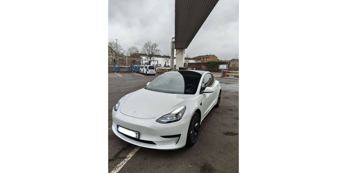 Tesla Model 3 17.984 km 31.550 &euro; Hamm 59073
