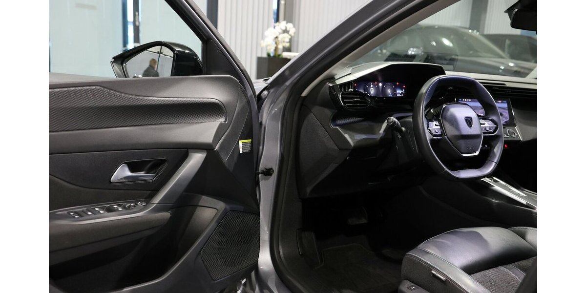 Peugeot 308 SW 130 BLUE-HDI ACTIVE PACK / I-COCKPIT, LED 130.000 km 15.555 &euro; Hamm 59077