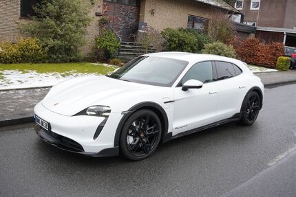 Porsche Taycan 63.000 km 65.900 &euro; Hamm 59073