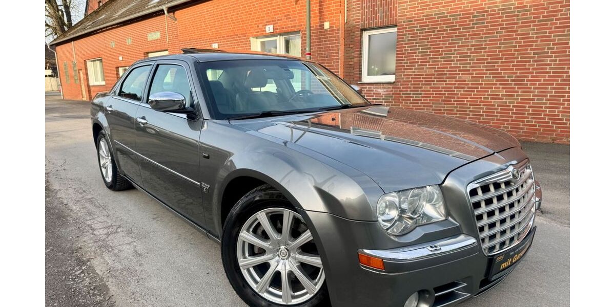 Chrysler 300C 149.950 km 9.900 &euro; Ahlen 59229