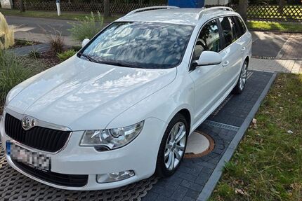 Skoda Superb 210.000 km 6.800 &euro; Hamm 59077