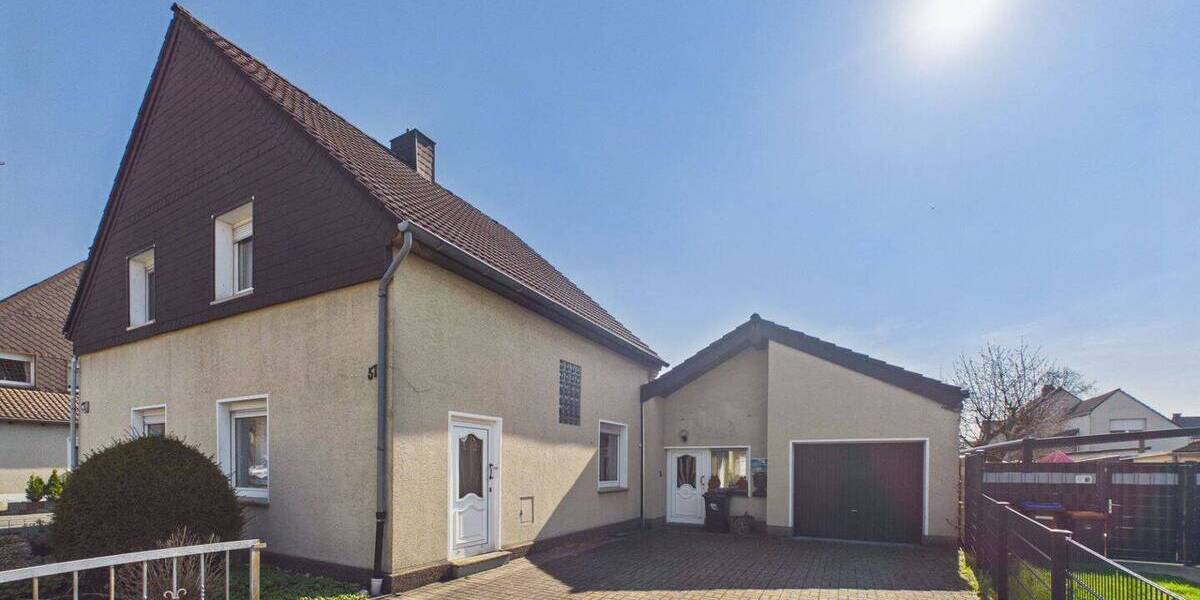 Doppelhaushälfte Hamm Herringen - 3 Zimmer, 94 m&sup2;, 180.000&euro; | Angebot:26017003