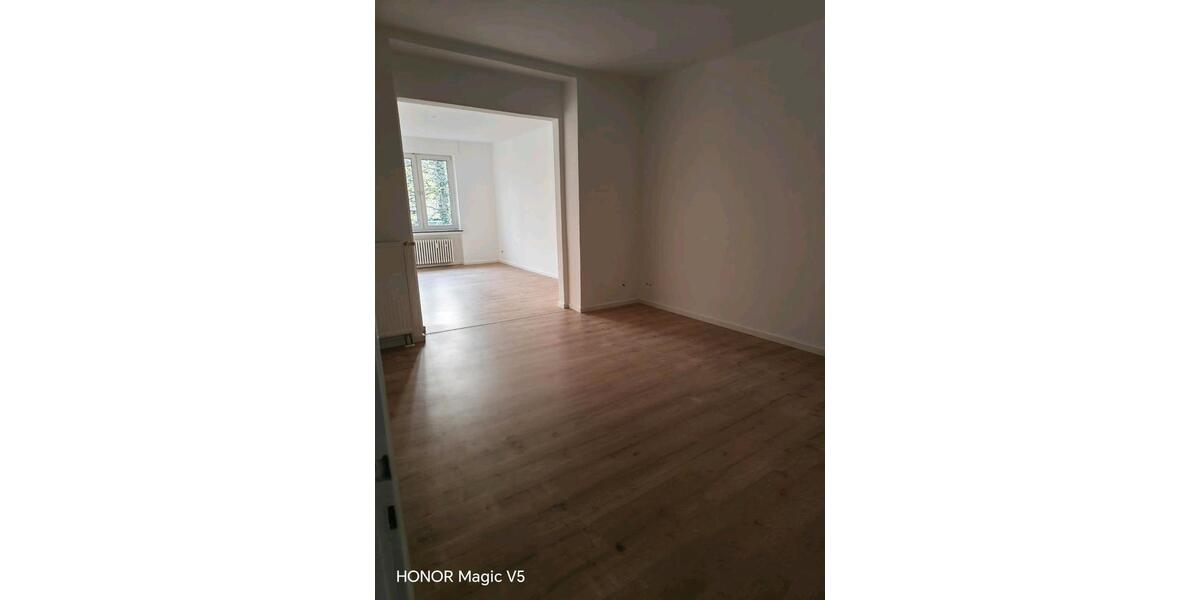 Erdgeschoßwohnung Ahlen - 3 Zimmer, 103 m&sup2;, 930&euro; | Angebot:25871372