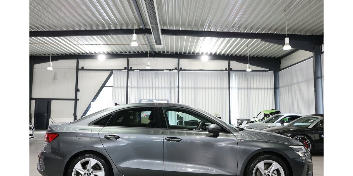 Audi A3 LIMOUSINE 30 TFSI S-LINE MATRIX, VOLL-LEDER 60.000 km 25.777 &euro; Hamm 59077