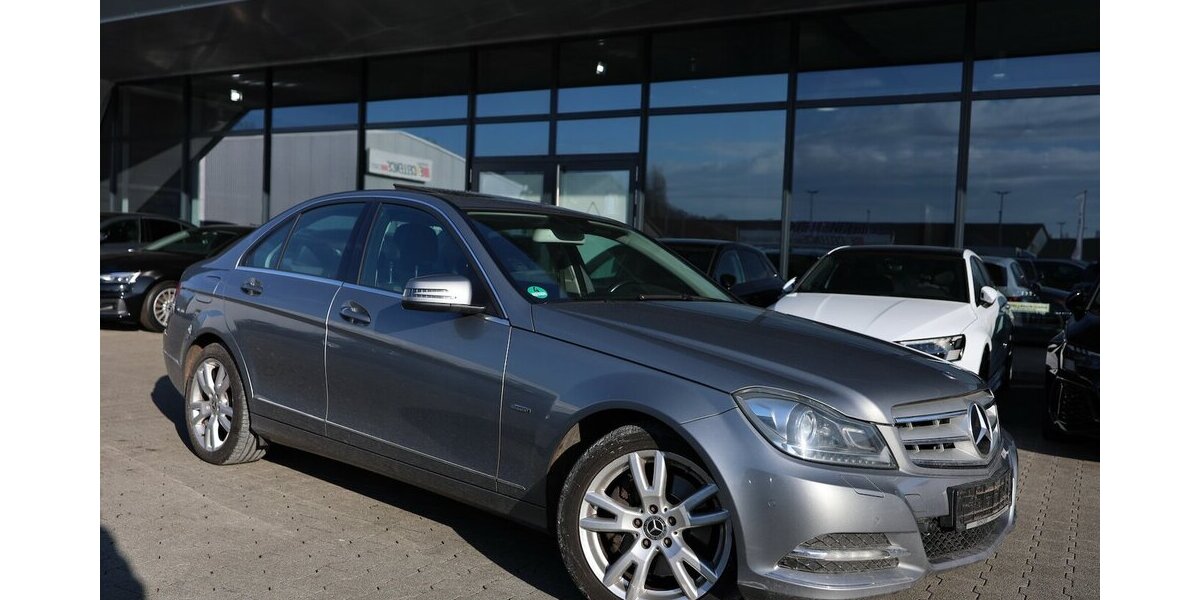 Mercedes-Benz C 350 CGI BE AVANTGARDE SCHIEBEDACH,XENON,LEDER 206.000 km 8.802 &euro; Hamm 59077
