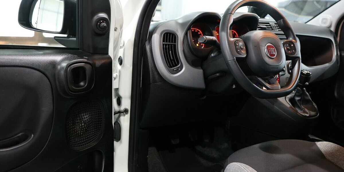 Fiat Panda 1.0 Mild-Hybrid CITY LIFE WHITE / SHZ, PDC 32.000 km 10.444 &euro; Hamm 59077