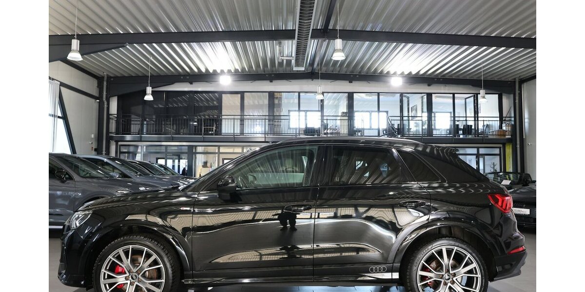 Audi Q3 40 TDI QUATTRO S-LINE SPORT BLACK MATRIX-LED 172.000 km 24.993 &euro; Hamm 59077