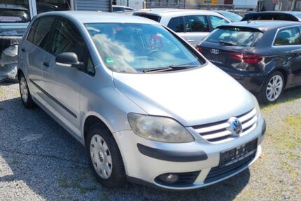 VW Golf 306.215 km 699 &euro; Datteln 45711