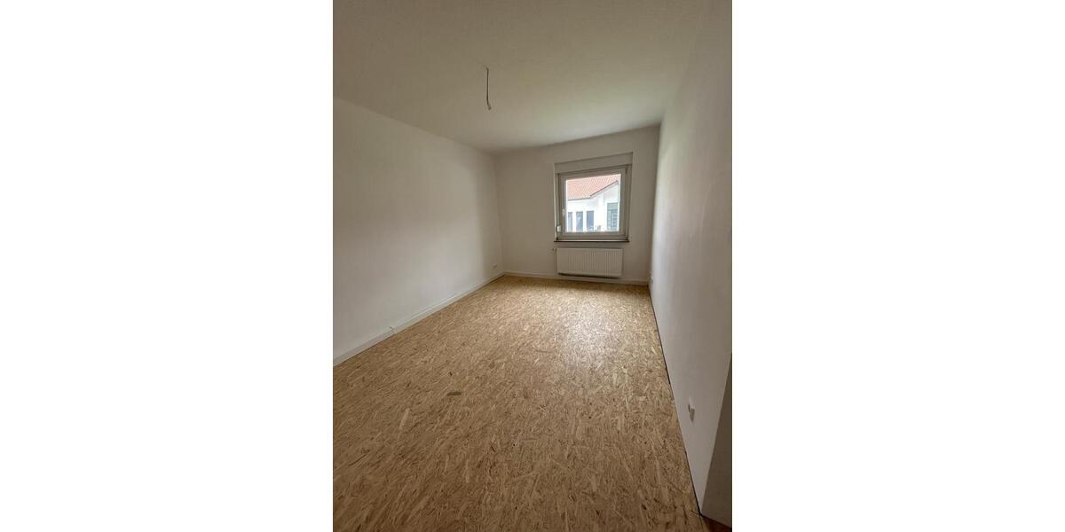 Erdgeschoßwohnung Ahlen Dolberg - 3.5 Zimmer, 84 m&sup2;, 756&euro; | Angebot:25050805